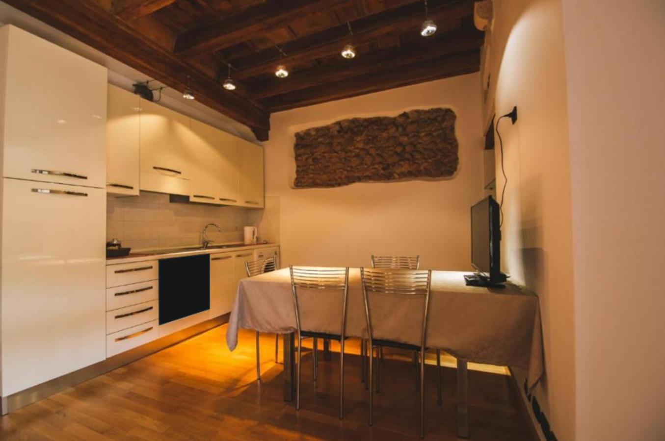 Residenza Al Castello Hotel Верона Екстериор снимка