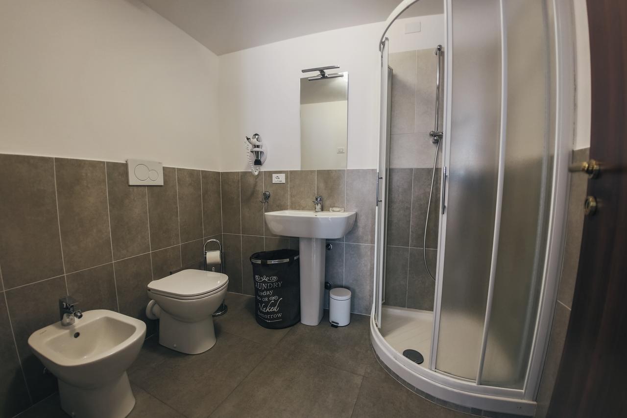 Residenza Al Castello Hotel Верона Екстериор снимка
