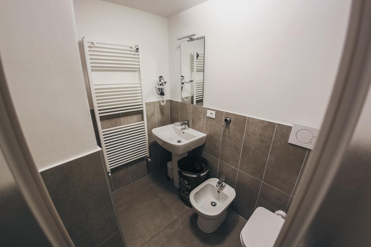 Residenza Al Castello Hotel Верона Екстериор снимка